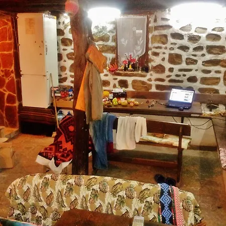 Kutsina Penzion *